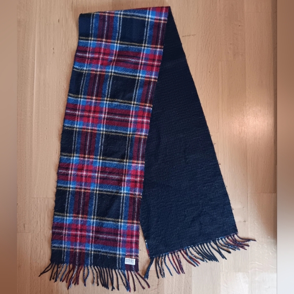 Plaid flannel scarf!! - Picture 2 of 5